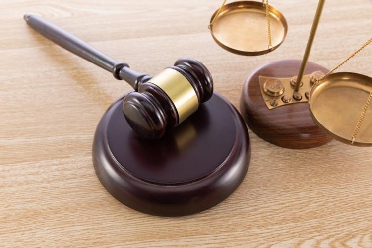 情绪失控打伤他人，冠领律师依法辩护助嫌疑人获不起诉决定