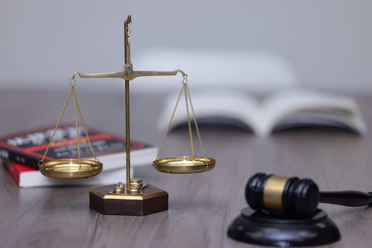 专业剖析资金性质，冠领律师依法助嫌疑人成功获释